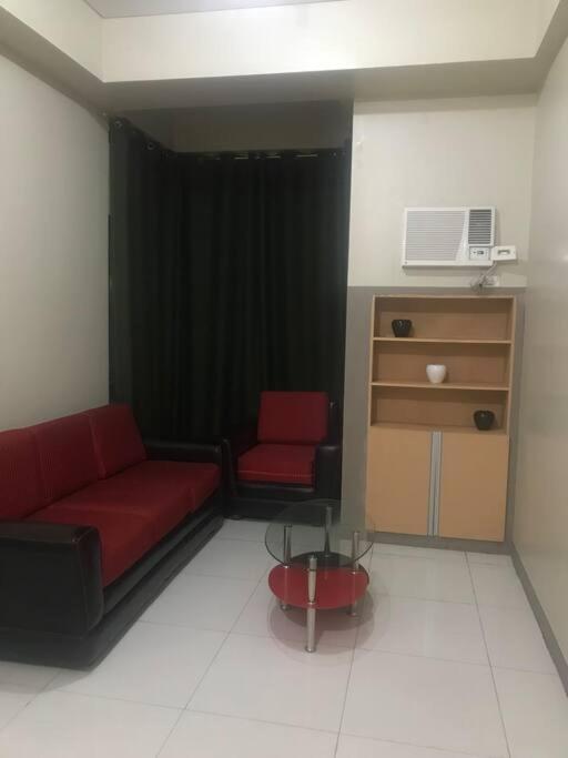 Lovely 2 Bed Room Condo Infront Of Naia Terminal 3 Manila Exteriör bild