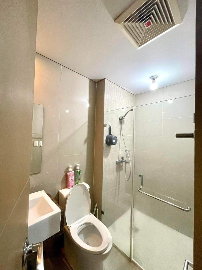 Lovely 2 Bed Room Condo Infront Of Naia Terminal 3 Manila Exteriör bild
